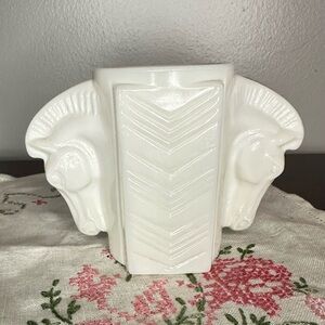 Vintage Macbeth-Evans Milk Glass Trojan Horse Double Head Vase – Art Deco, 1930s